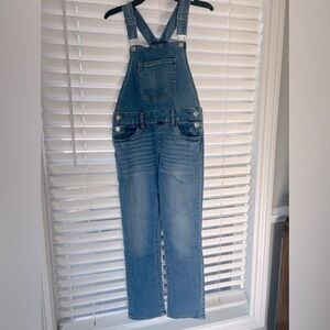 Girls Levi’s overalls, size 12 regular, denim blue (medium wash).